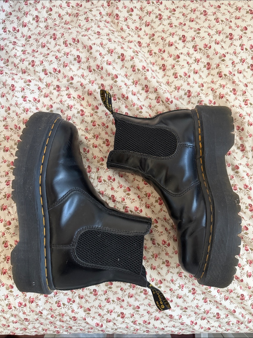 Dr. Martens 2976 Platform Boots